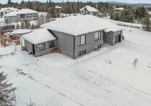 Duplex à vendre - 86A-86B Rue Albert-Lippé, St-Jean-De-Matha, J0K 2S0