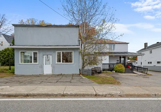 Triplex for sale - 202-206 Rue Principale, Armagh, G0R1A0