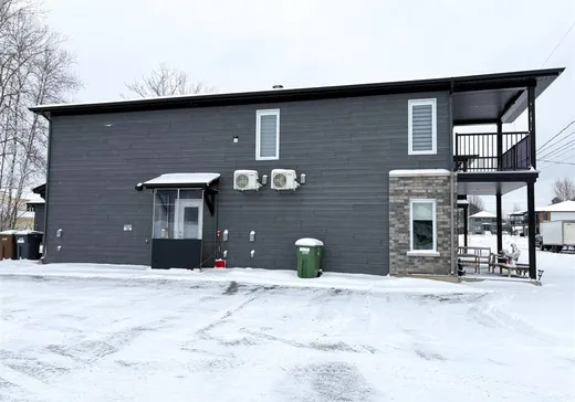4-Plex à vendre - 1060-1066 Rue Lucille-Matte, Drummondville, J2A 0R1