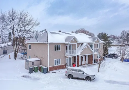 4-Plex for Sale - 22-28 Rue Simoneau, Asbestos, J0A 1L0