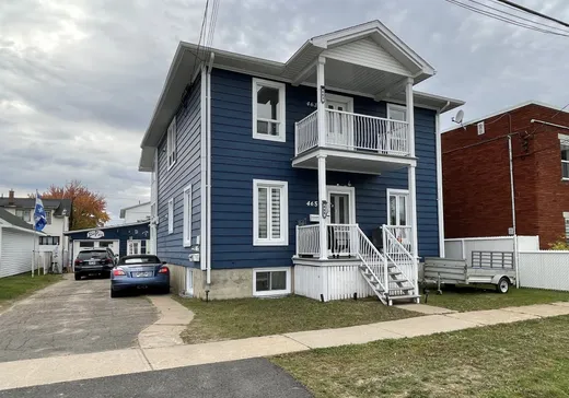 Triplex for Sale - 463-465A Rue St-Benoît, La Tuque, G9X 2R4