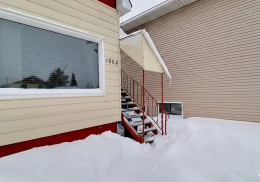 Duplex à vendre - 1000-1002 Rue Royale, Amos, J0Y 1Z0