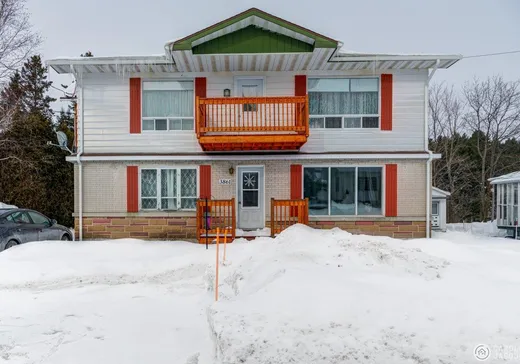 Duplex for sale - 3861-3863 Rue St-Jacques, Black-Lake, G6H1W2