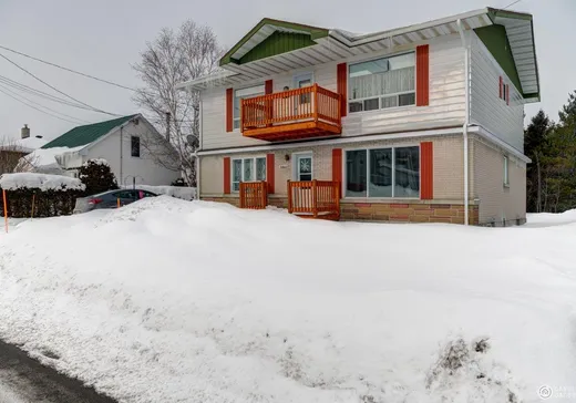 Duplex for Sale - 3861-3863 Rue St-Jacques, Black-Lake, G6H 1W2