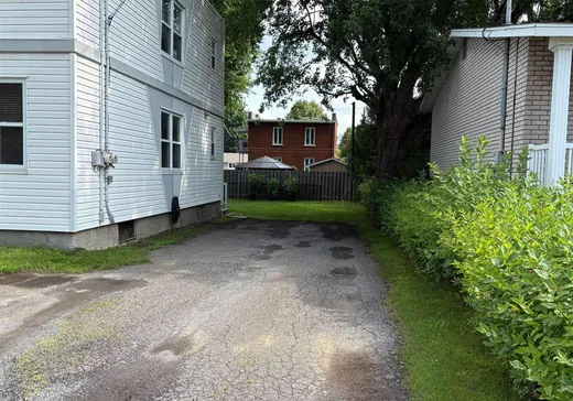 Duplex for Sale - 1455-1457 Rue St-Aimé, Drummondville, J2B 2S9