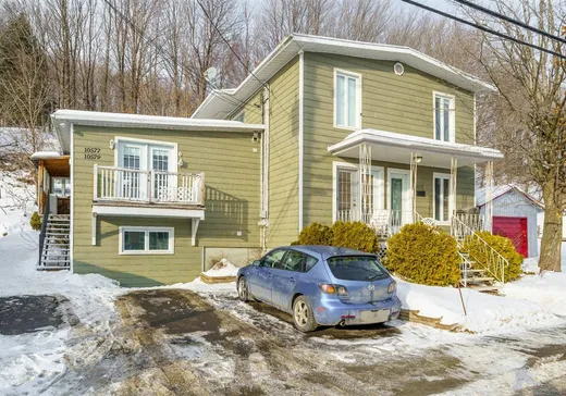 Triplex à vendre - 10575-10579 Av. Royale, Sainte-Anne-de-Beaupré, G0A 3C0