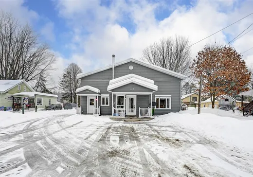 Duplex for sale - 164-166 Av. St-Émilien, Saint-Raymond, G3L3X2