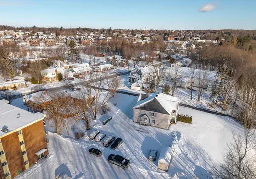 4-Plex à vendre - 361 Rue Argenteuil, Sherbrooke, J1J 2H1
