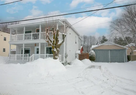 Duplex à vendre - 134-136 Rue de l'Hôtel-de-Ville, East Angus, J0B1R0