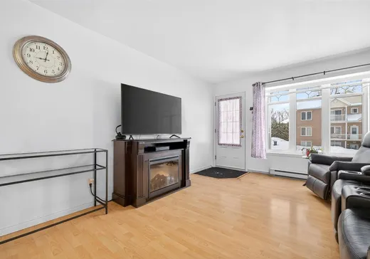 Triplex à vendre - 3975-3979 Rue Fradet, Drummondville, J2B 8N4