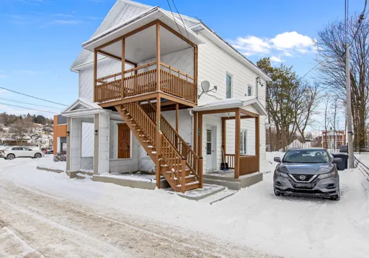 Duplex for Sale - 245-247 Av. St-Thomas, Sainte-Marie, G6E 4E8