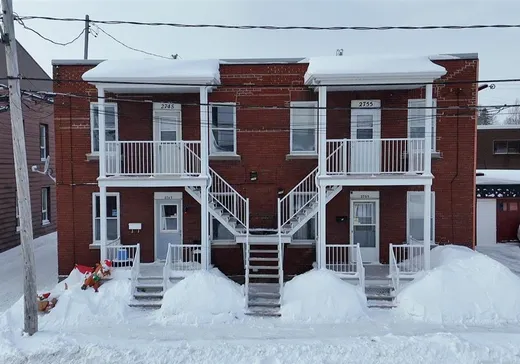 4-Plex à vendre - 2743-2755 Av. Marineau, Shawinigan, G9N2X9