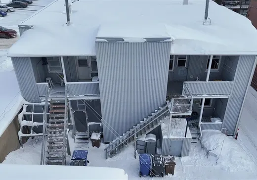 4-Plex à vendre - 2743-2755 Av. Marineau, Shawinigan, G9N 2X9