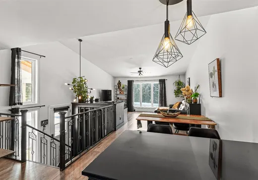 Duplex à vendre - 59-61 Ch. Bellevue, Eastman, J0E 1P0