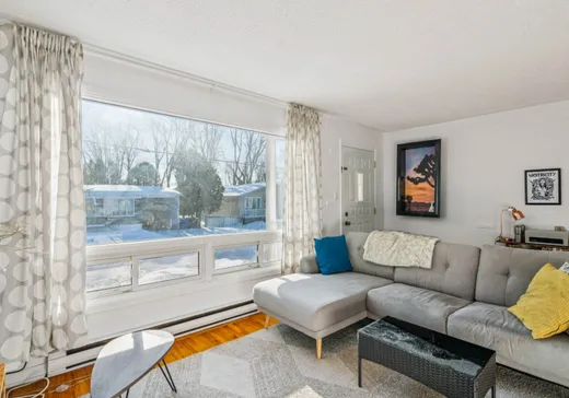 Triplex for Sale - 48-50 Rue Ste-Angélique, Vaudreuil-Dorion, J7V 1C5