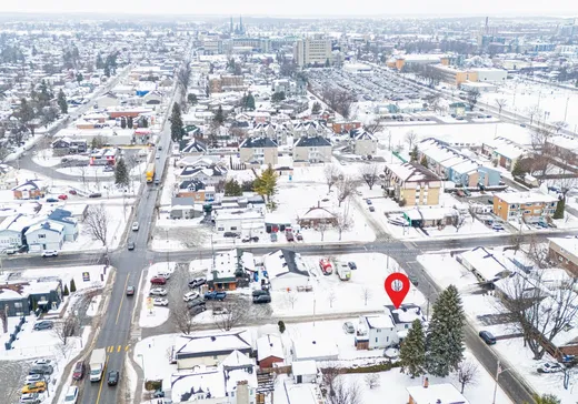 Duplex à vendre - 338 Rue Jeanne-Mance, Salaberry-de-Valleyfield, J6T 4E7