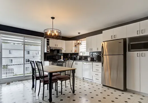Triplex à vendre - 13915-13919 Rue Therrien, Mirabel, J7J 1C8
