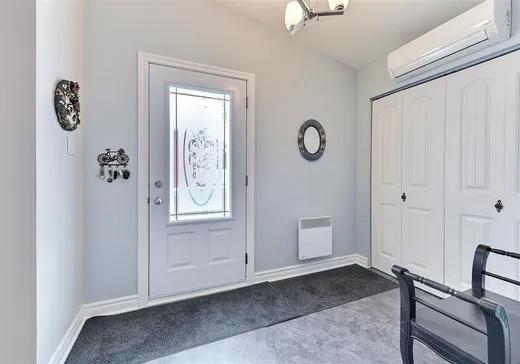 Duplex for Sale - 21-23 Rue St-Philippe, Windsor, J1S 1C9