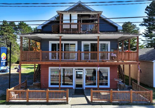 5-Plex for Sale - 2234-2236 Ch. du Tour-du-Lac, Nominingue, J0W 1R0