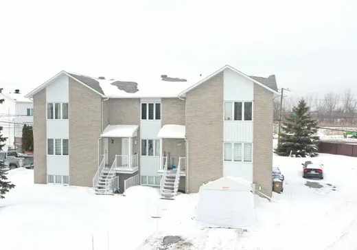 4-Plex à vendre - 697 Rue Pie-XII, Vaudreuil-Dorion, J7V8S2