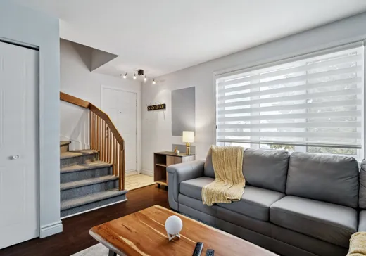 4-Plex à vendre - 697 Rue Pie-XII, Vaudreuil-Dorion, J7V 8S2