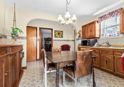 Triplex à vendre - 1740-1750 Av. De La Vérendrye, Ville de Québec, G1J 4W1