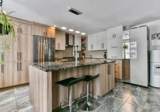 Duplex à vendre - 106-106A Rue St-Jude, Deux-Montagnes, J7R 3L5