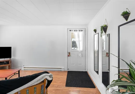 Triplex à vendre - 5452-5456 Route 329 N., Sainte-Agathe-des-Monts, J8C 0M8