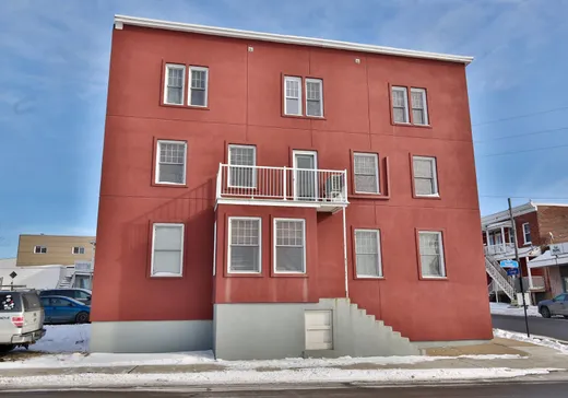 5-Plex for sale - 51-59E Rue de la Reine, Massueville, J3P4R5