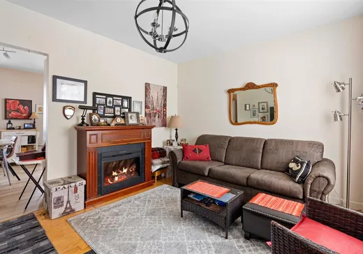 Duplex à vendre - 1398-1400 Av. Charles, Sillery, G1S 4C5