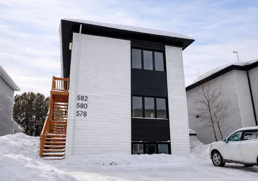 Triplex à vendre - 578-582 Rue Taschereau E., Rouyn-Noranda, J9X3G5