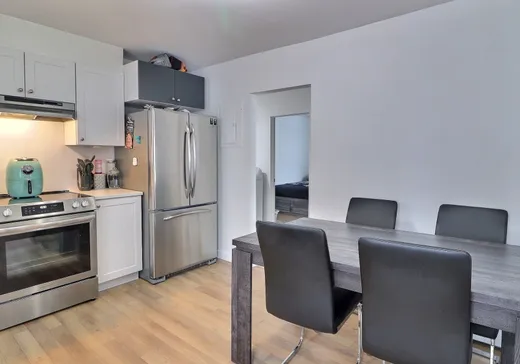 Triplex à vendre - 578-582 Rue Taschereau E., Rouyn-Noranda, J9X 3G5