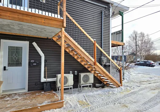 Duplex à vendre - 230-232 Rue Côté, Matane, G4W 1P2