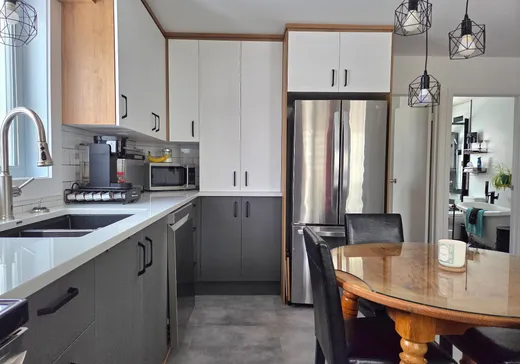 Duplex à vendre - 230-232 Rue Côté, Matane, G4W 1P2