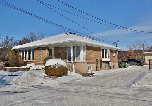 Duplex à vendre - 1400 Av. De La Bruère, Saint-Hyacinthe, J2S5X9