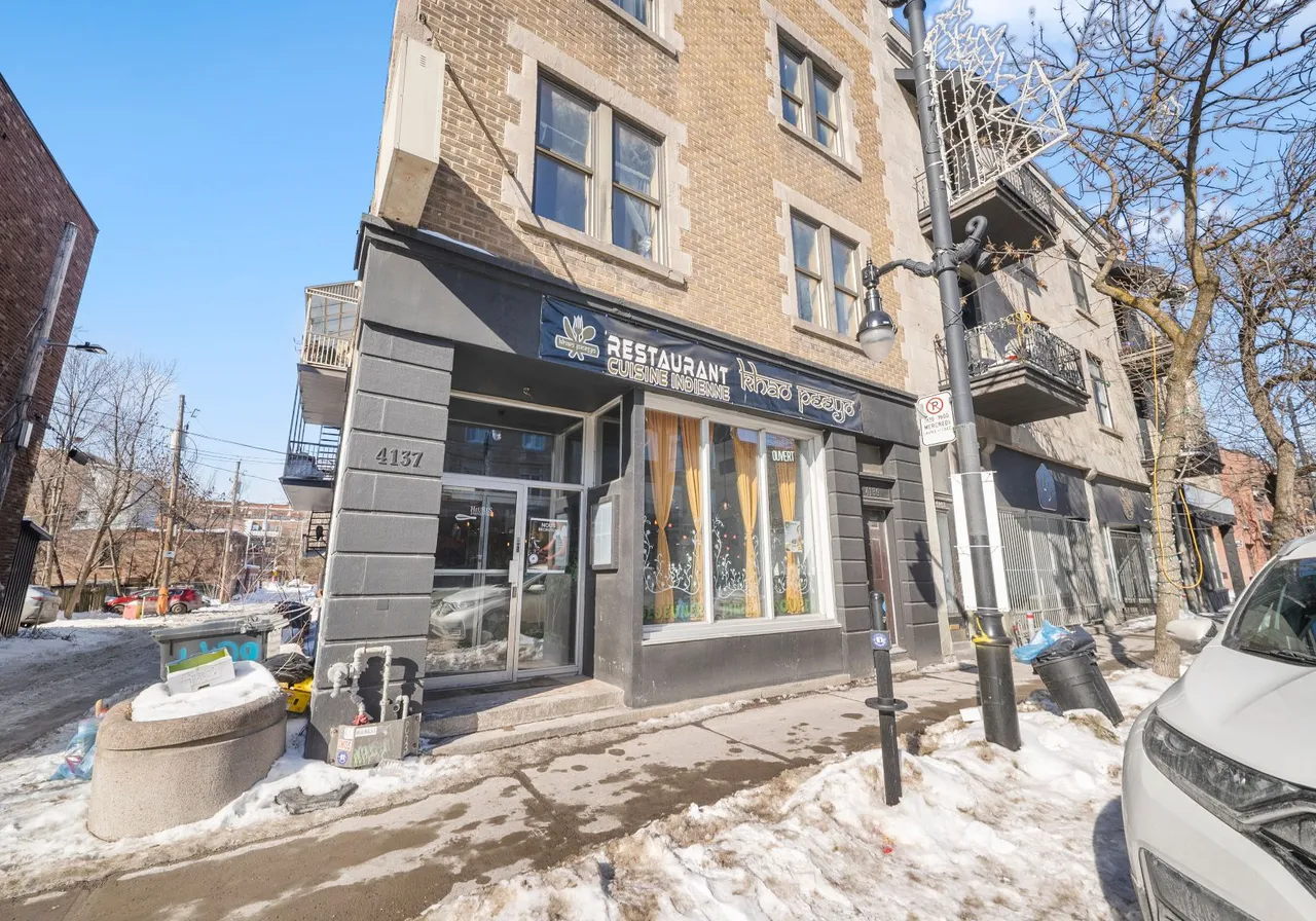 4137-4139 Rue Ste-Catherine E. — photo 1