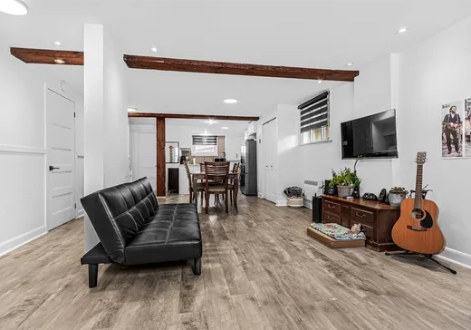 Triplex for Sale - 2626-2636 Av. De Vitré, Limoilou, G1J 4B1