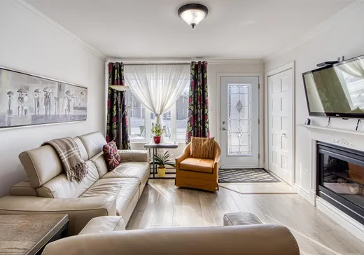 Duplex à vendre - 188 Rue St-Cyr, Victoriaville, G6T 2G4