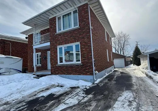 Triplex à vendre - 302-304 Rue Dufferin, Salaberry-de-Valleyfield, J6S 1Z9