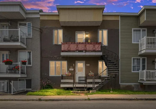 Duplex à vendre - 481-483 Av. Plante, Vanier, G1M1T1