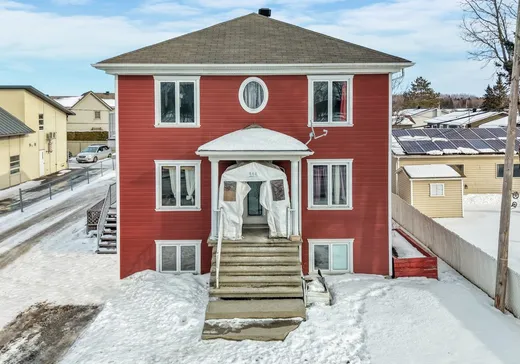 Triplex for Sale - 105-125 Rue St-Simon, Sainte-Madeleine, J0H 1S0