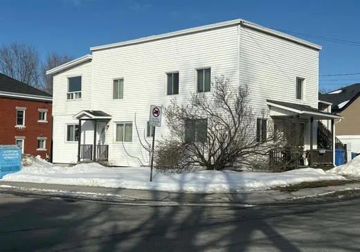 Triplex for sale - 489-493 Rue Cowie, Granby, J2G3W4