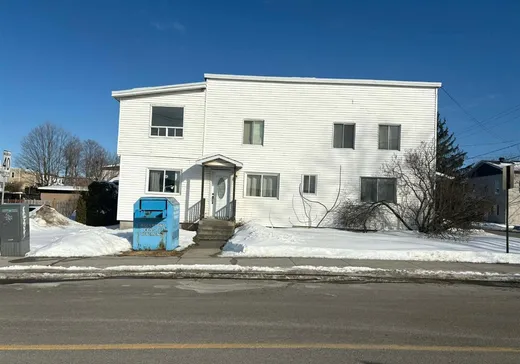 Triplex for Sale - 489-493 Rue Cowie, Granby, J2G 3W4