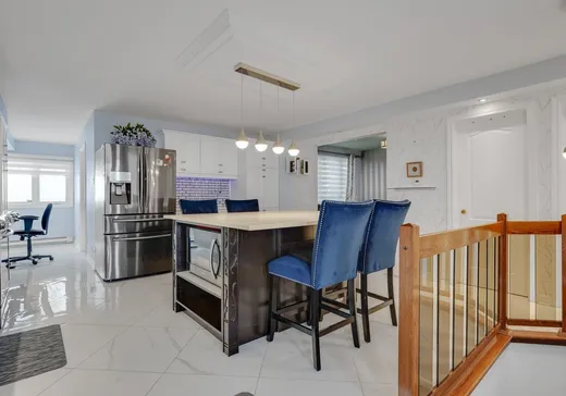 Triplex for Sale - 792-794 Av. de Buckingham, Buckingham, J8L 2H8