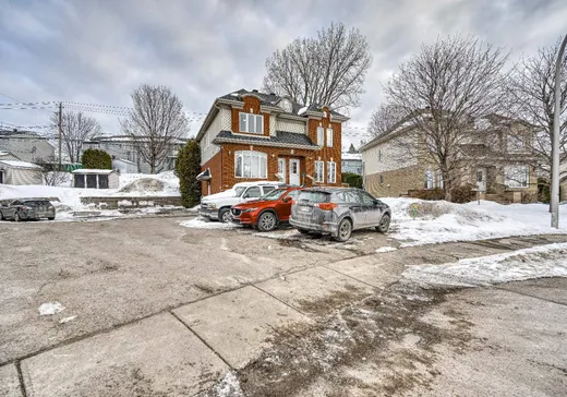Triplex à vendre - 156-160 Rue des Pétunias, Sainte-Thérèse, J7E 5N8