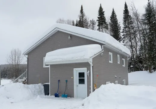 Duplex for Sale - 4013-4015 Ch. du Lac-Nadeau, Mont-Laurier, J9L 3G4