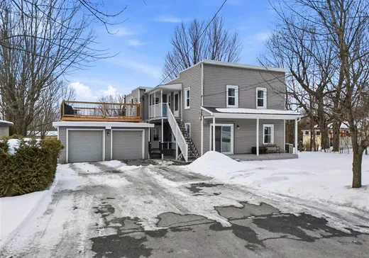 Duplex à vendre - 845-847 Rue Principale, Saint-Hyacinthe, J0E 1Z0