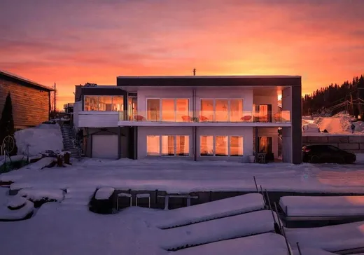 Duplex à vendre - 119AZ-119BZ Rue de l'Anse, Témiscouata-sur-le-Lac, G0L 1E0