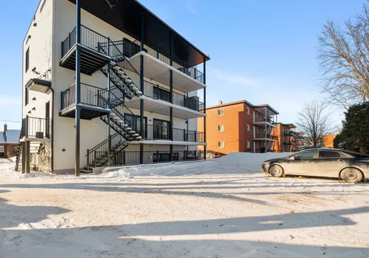 5-Plex à vendre - 506 Rue Albanel, Sherbrooke, J1G 2Y1