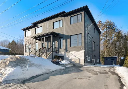 Duplex à vendre - 789-791 Rue André-Mathieu, Rock Forest-Saint-Élie-Deauville, J1N 1A2